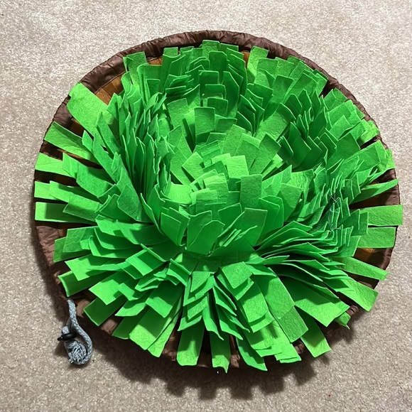 AWOOF snuffle mat - BEGINNER - Picture 5 of 5